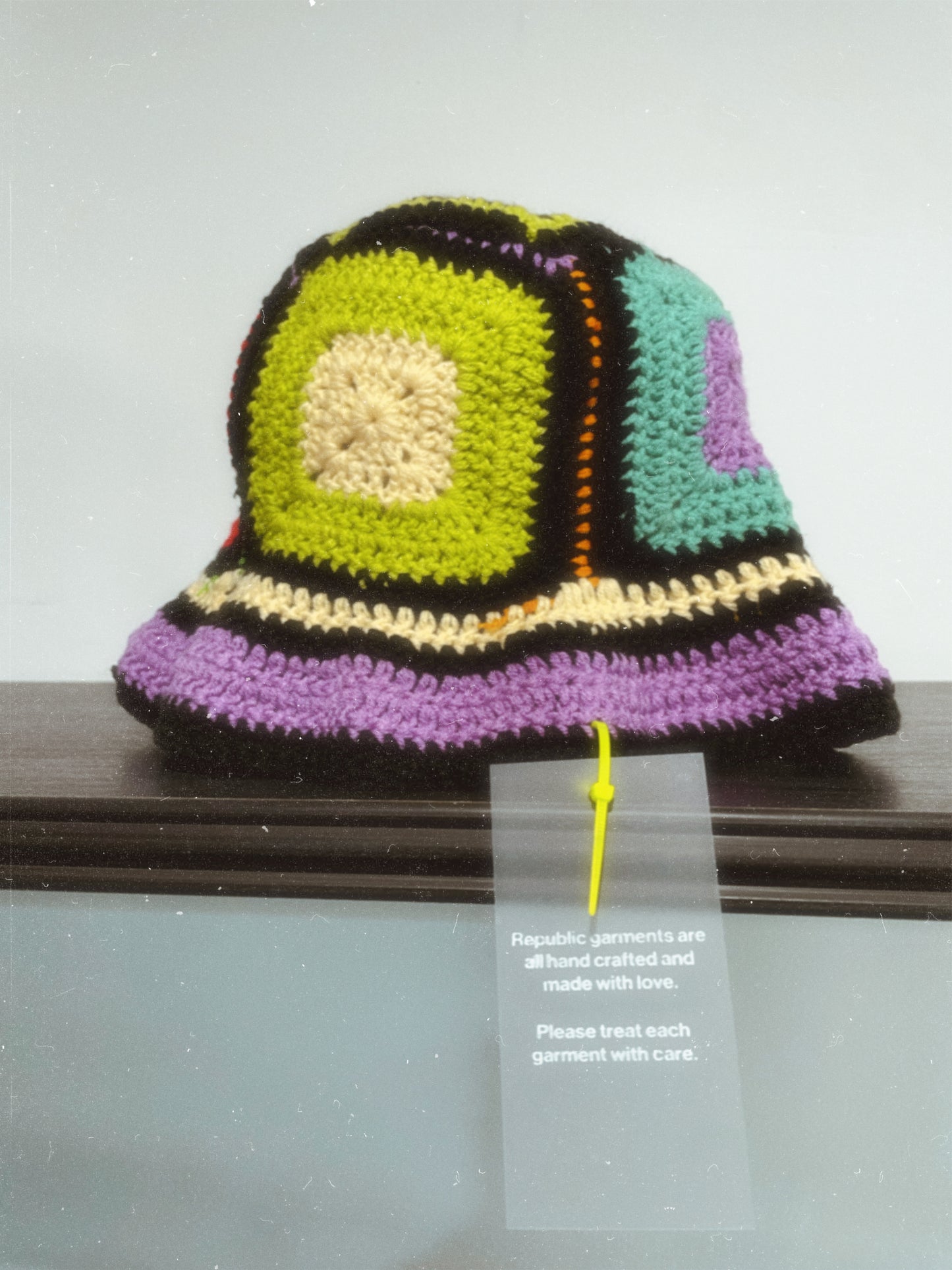“NO LOGO” Bucket Hat