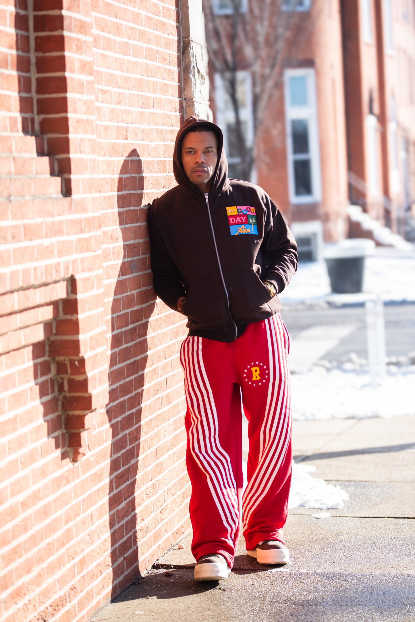 THE “R” COLLECTION SWEATS