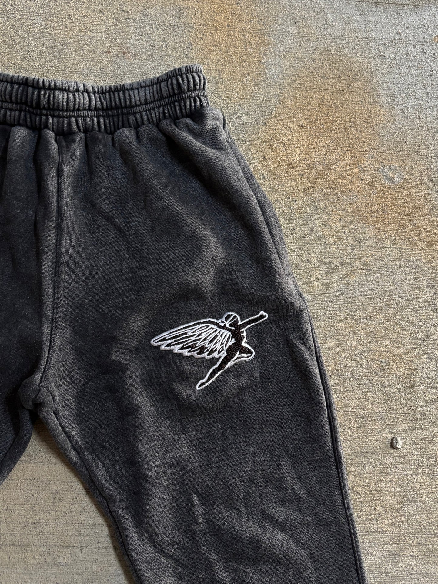 ART 2.0 SWEATSUIT