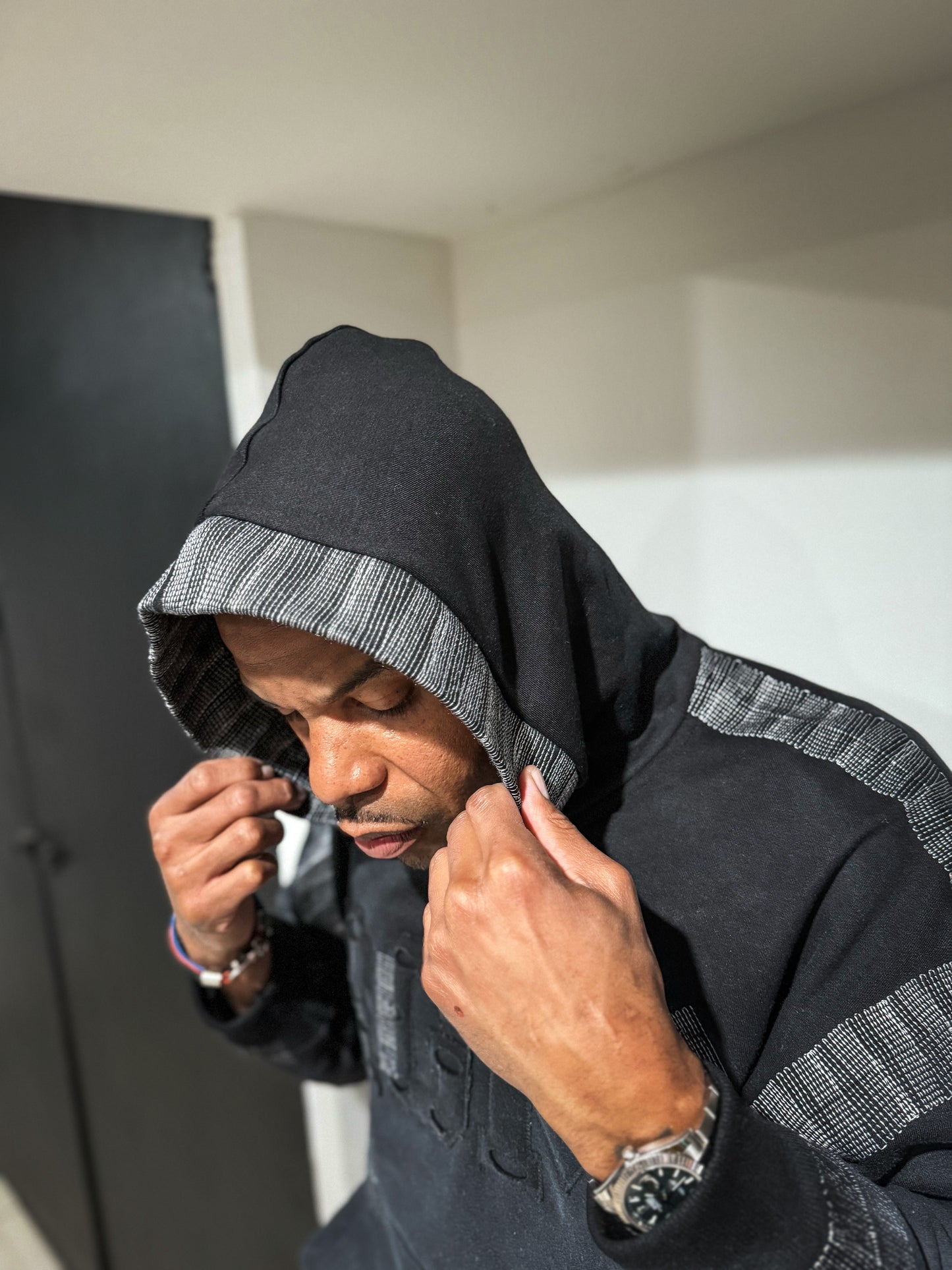 THE MOTLEY DENIM STITCHED SWEATSUIT