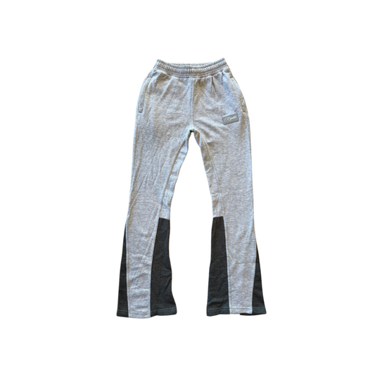 Minimal ‘Basic’ Flared Pants
