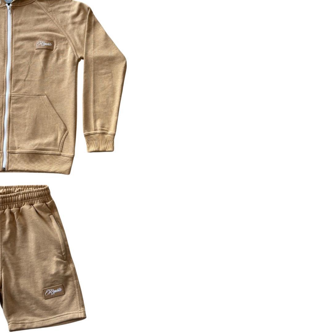 REPUBLIC ESSENTIAL SET